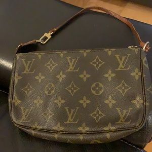 Louis Vuitton clutch bag small